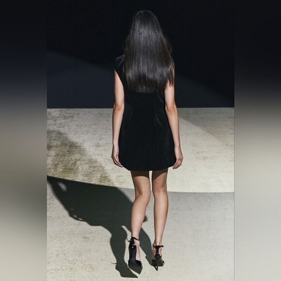 NWT ZARA PEPLUM VELVET DRESS ZW COLLECTION - Picture 4 of 12